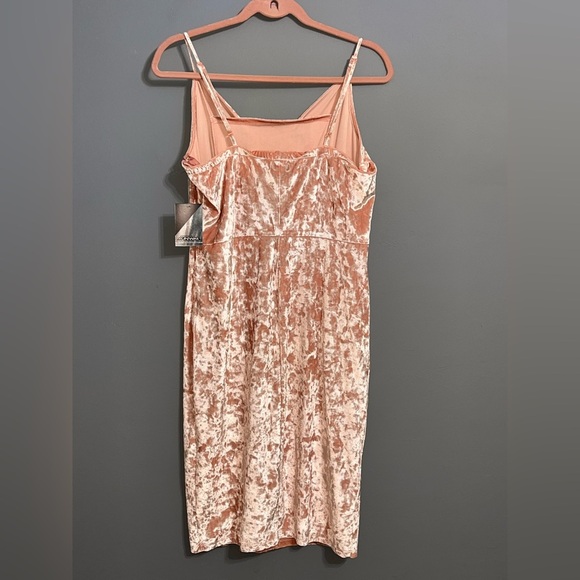 Project RUNWAY Pink Bodycon Midi Dress size L - Picture 2 of 8